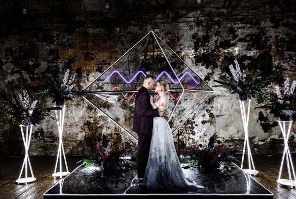 Стильная свадьба в лофте