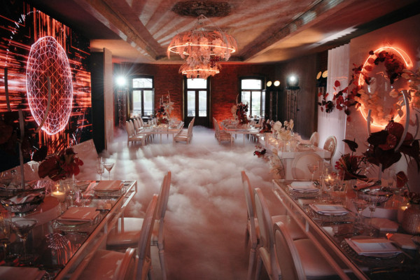 Концептуальная свадьба в центре Москвы