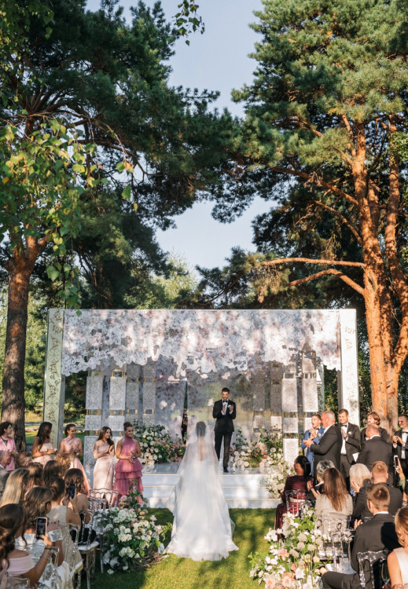 5 ресторанов для свадьбы с красивой зеленой