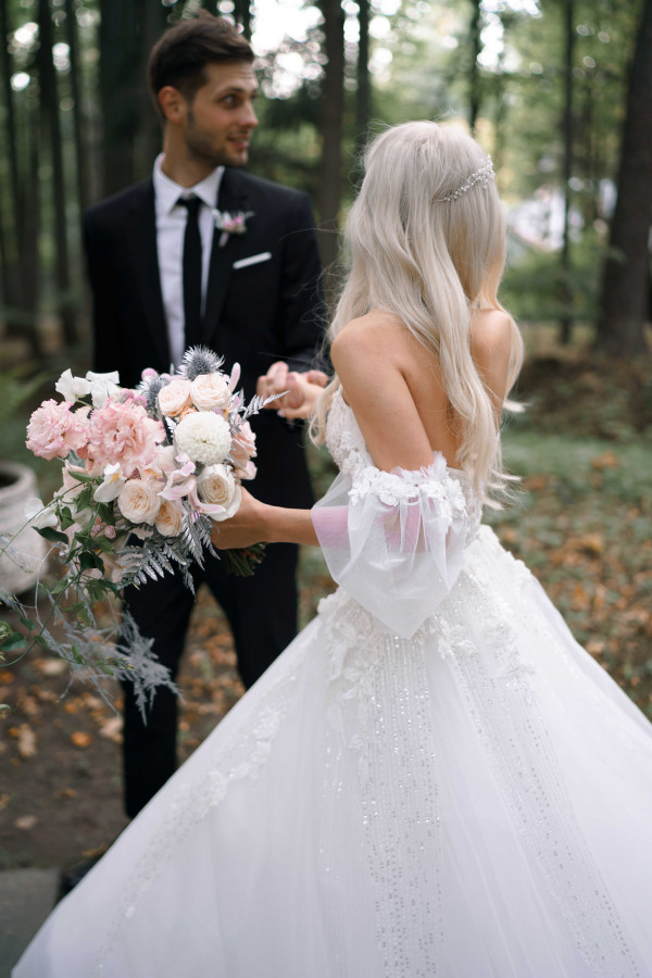 Сказочная свадьба в белоснежно-пудровых оттенках