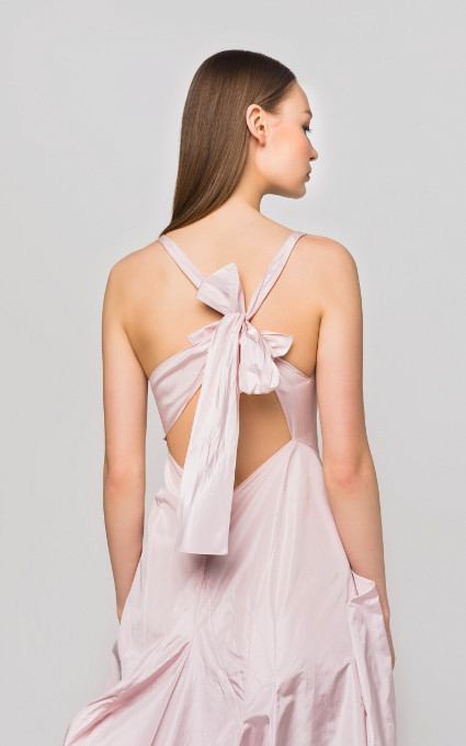 Свадебные платья: 10 нежно-розовых вариантов