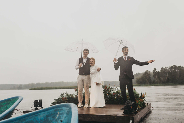 Осенняя свадьба на берегу Волги