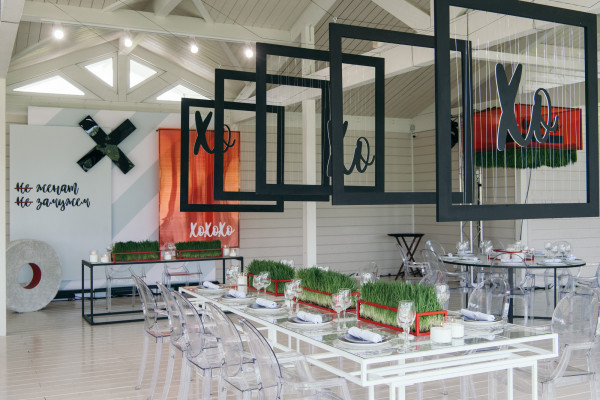 Свадебная вечеринка c мороженым и бургерами