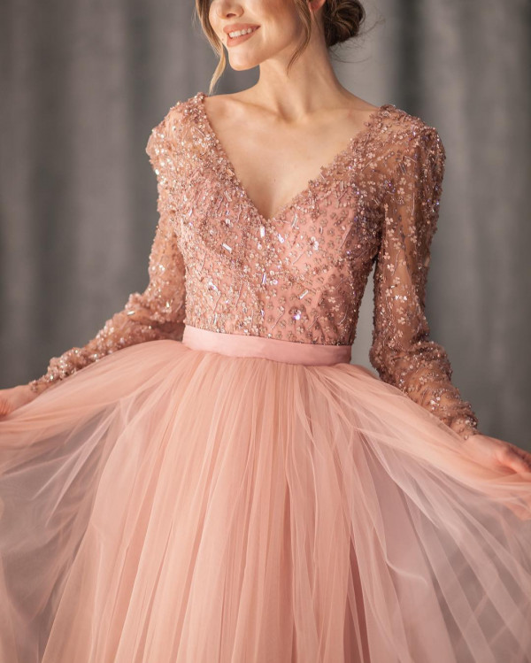 Свадебные платья: 10 нежно-розовых вариантов