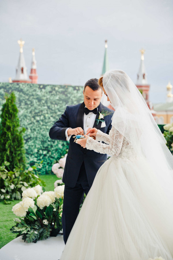 Яркая свадьба в нежно-лавандовых оттенках