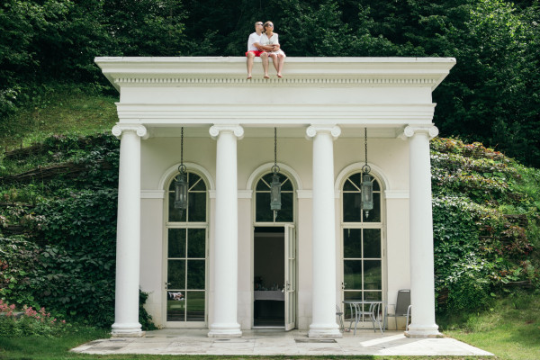 Свадебная вечеринка c мороженым и бургерами