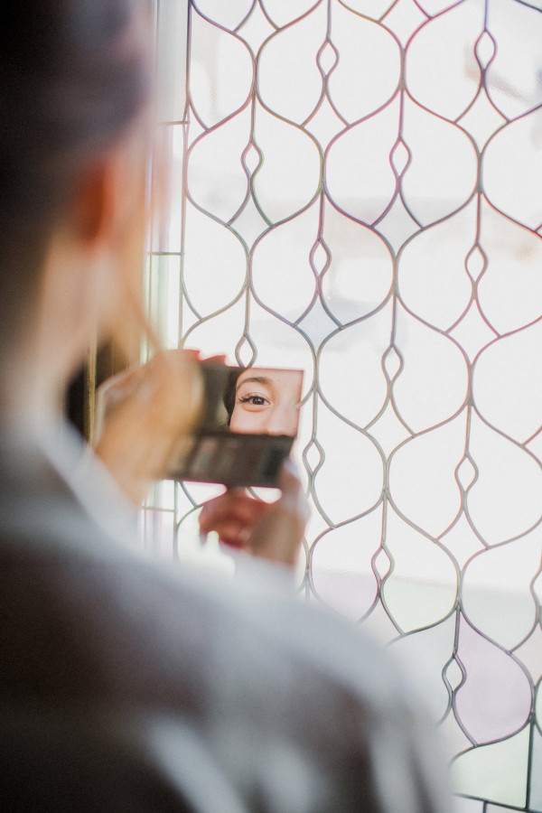 Солнечная свадьба в замке недалеко от Москвы