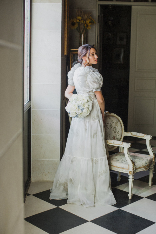 Солнечная свадьба в замке недалеко от Москвы