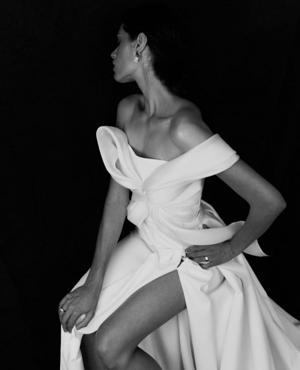 Свадебные платья с крупными бантами – тренд