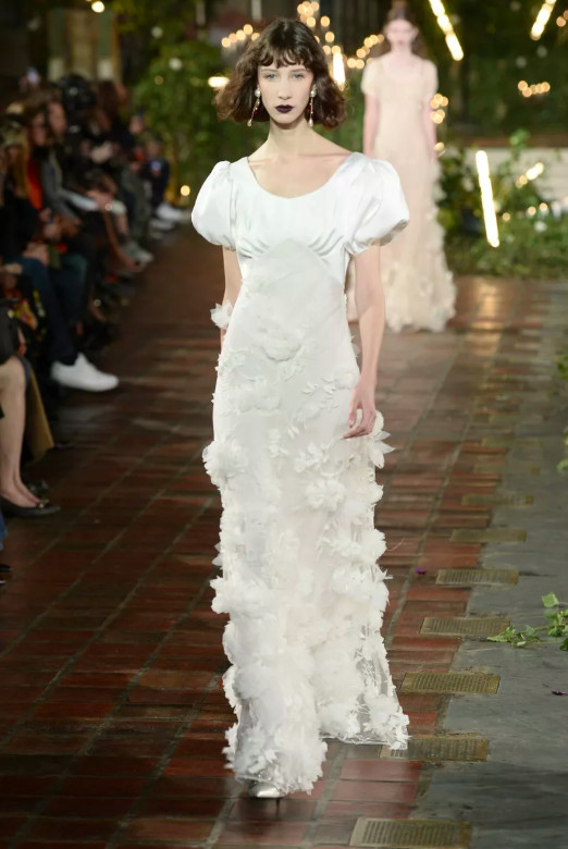 Свадебные наряды Недели моды в Нью-Йорке