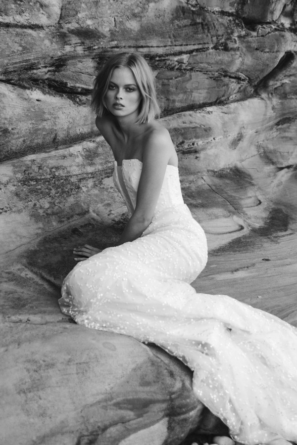 Свадебные платья: 10 нежно-розовых вариантов