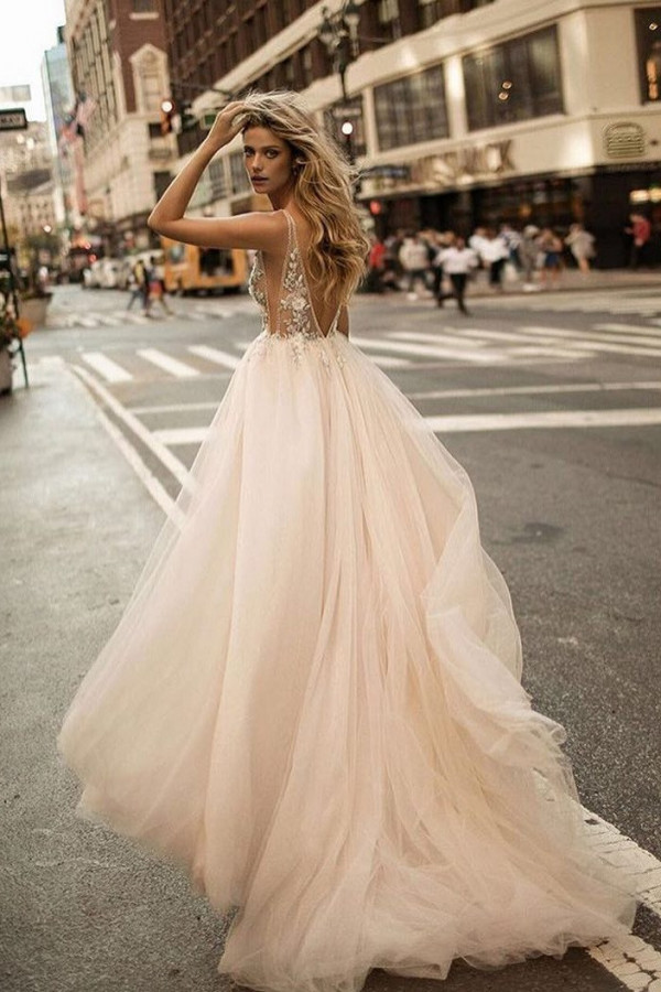 Как выбрать свадебное платье по типу фигуры