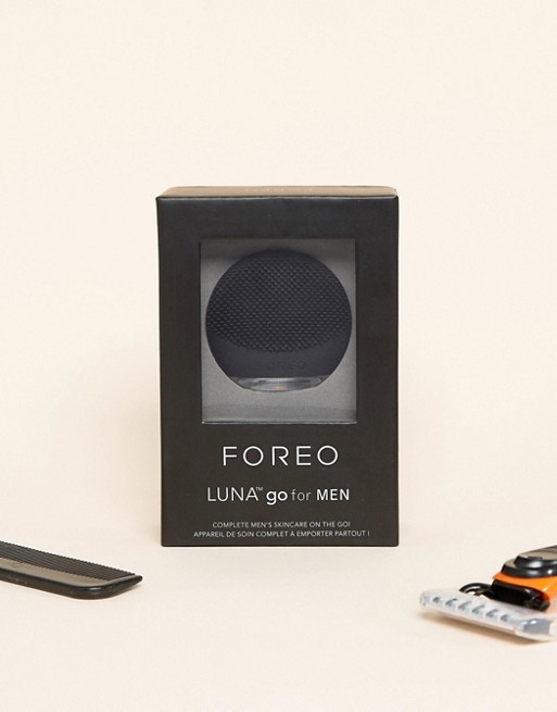 10 подарков жениху на Новый год