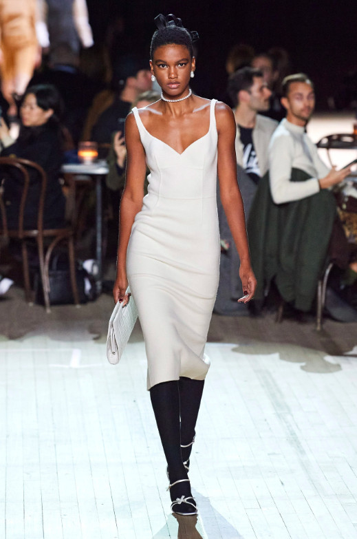 Свадебные наряды Недели моды в Нью-Йорке