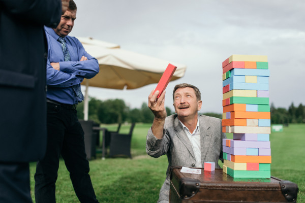 Свадебная вечеринка c мороженым и бургерами