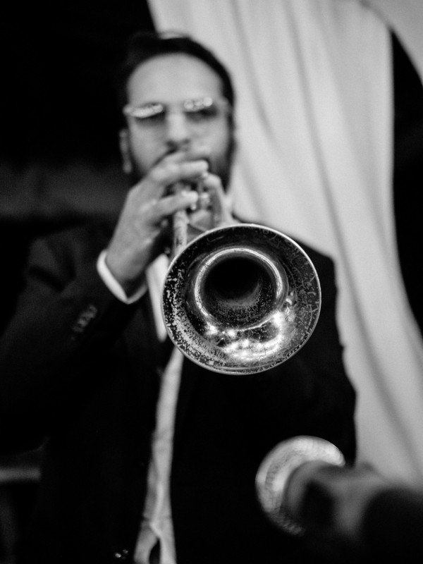 Солнечная свадьба среди итальянских гор