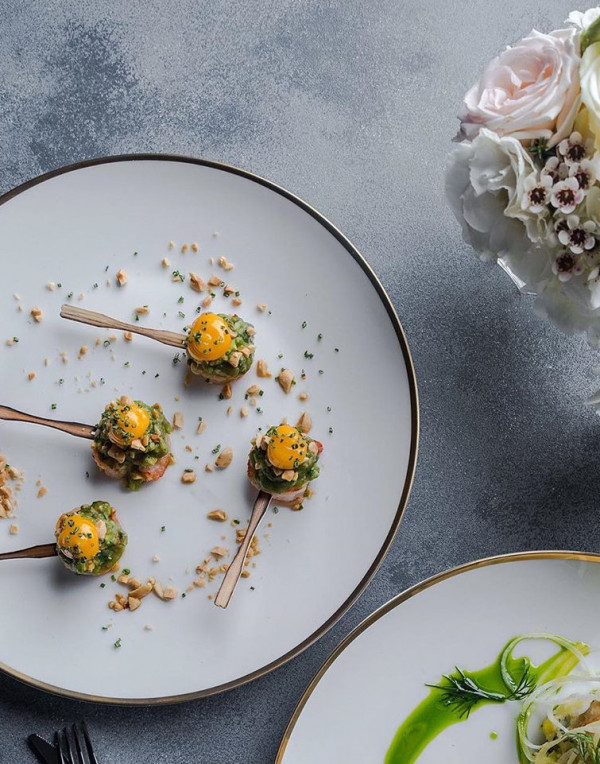 Кейтеринги, которым стоит доверить свой свадебный ужин