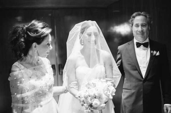 «Свадебный фотограф — наблюдатель, а не постановщик»,