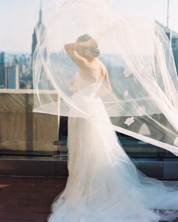 «Свадебный фотограф — наблюдатель, а не постановщик»,