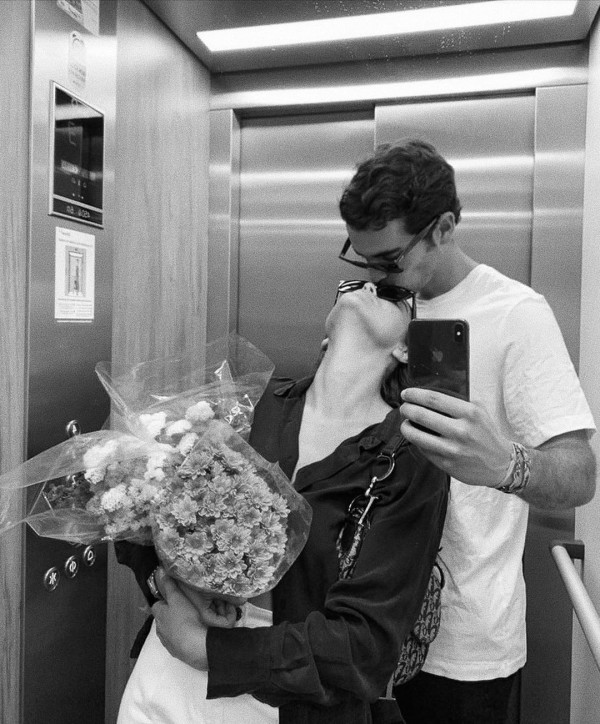 Помолвка в День святого Валентина: нужно ли