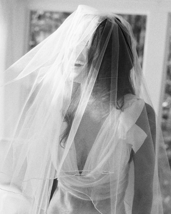 «Свадебный фотограф — наблюдатель, а не постановщик»,