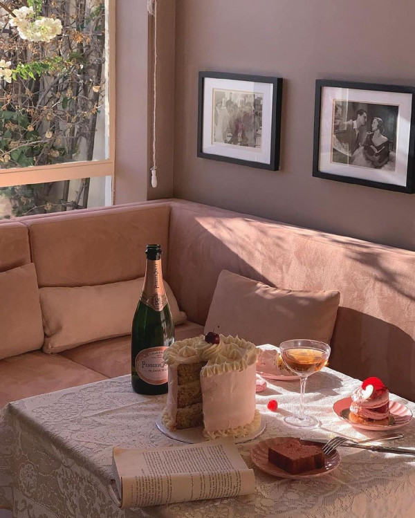 Помолвка в День святого Валентина: нужно ли