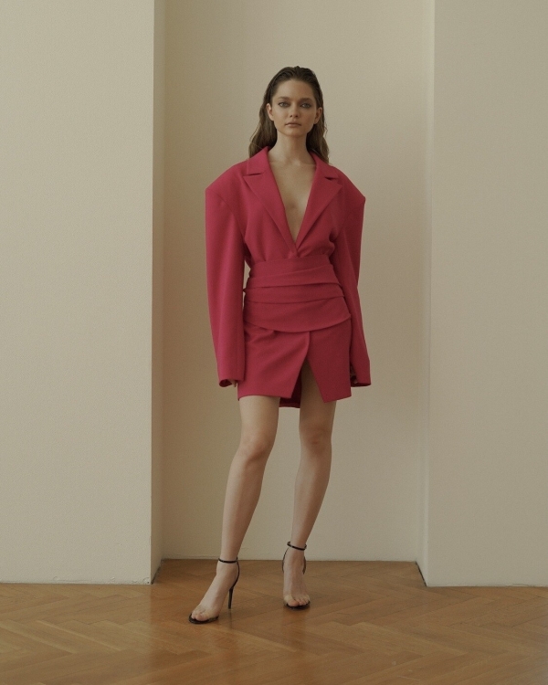 16 современных образов подружек невесты