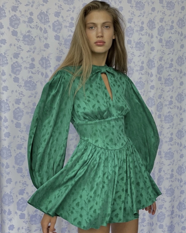 16 современных образов подружек невесты