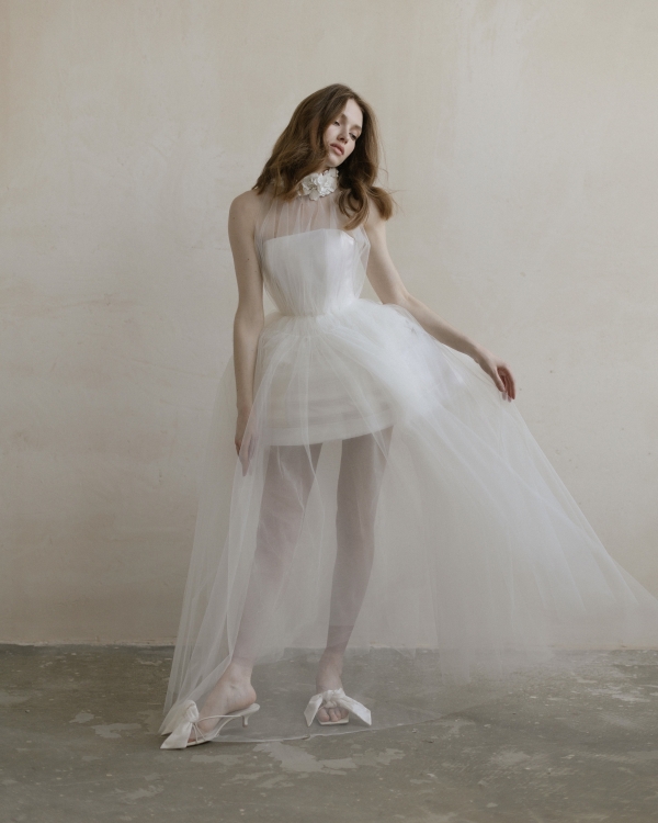 3D вышивка и цветочные мотивы — альтернатива