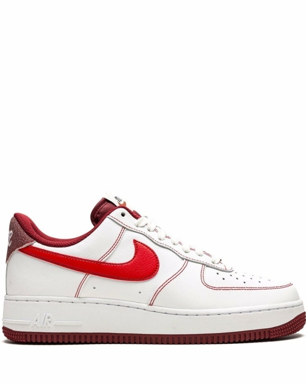 10 модных мужских подарков на 14 февраля