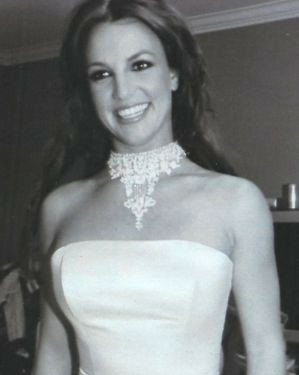 Образы невест в стиле 90-х, нулевых и