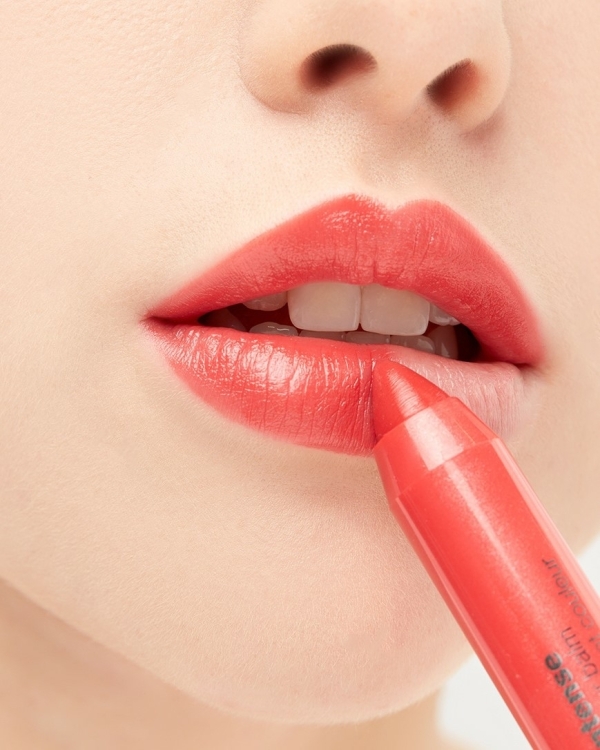 5 полупрозрачных помад для росписи в ЗАГСе