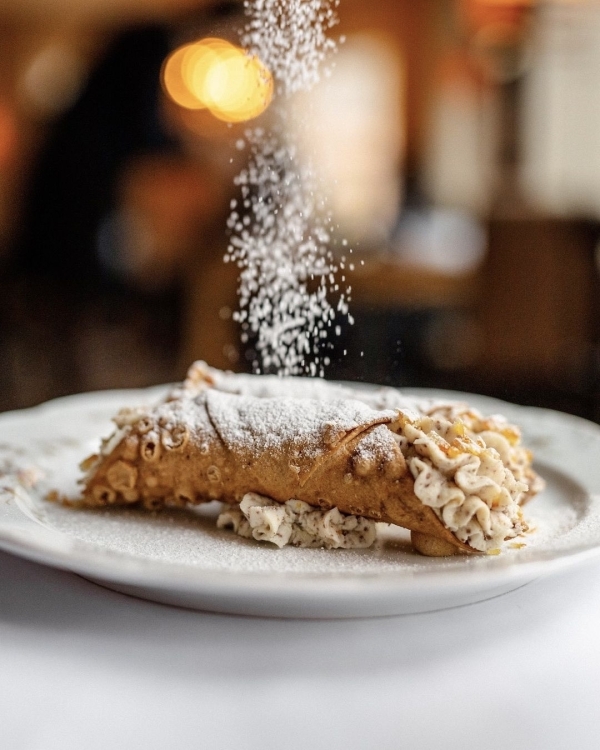 Где сделать предложение в Петербурге: 5 эффектных