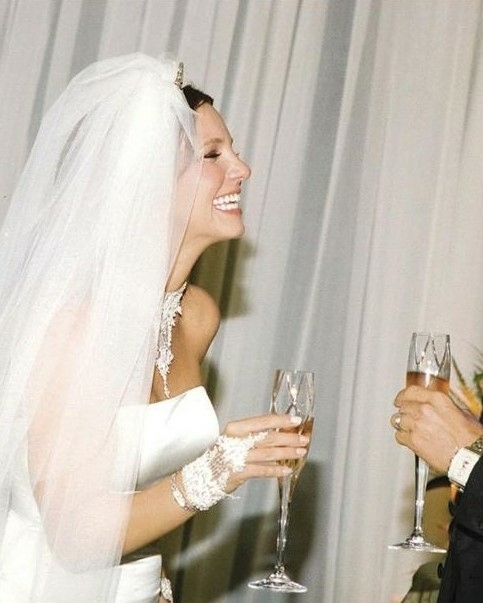 Образы невест в стиле 90-х, нулевых и