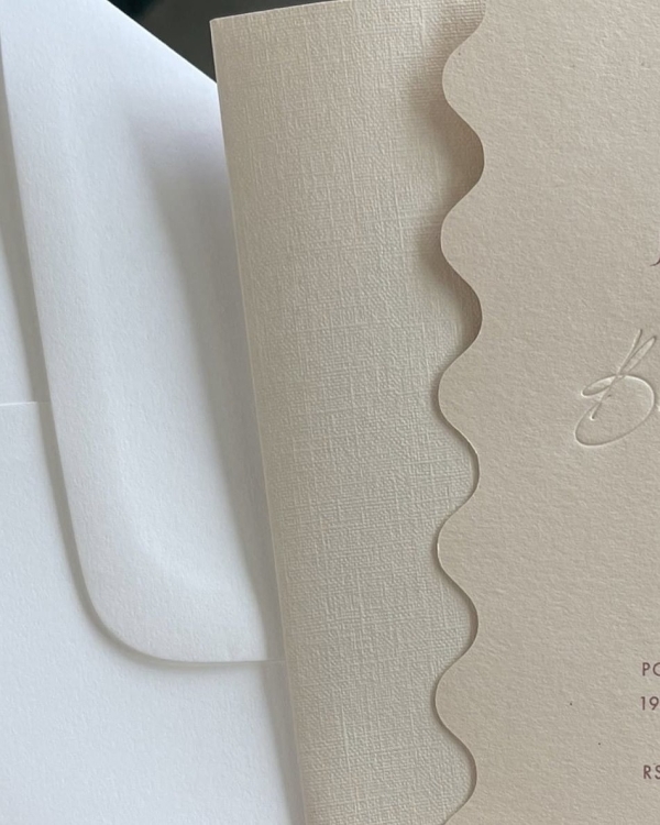 Инстаграмы со свадебными приглашениями, на которые стоит