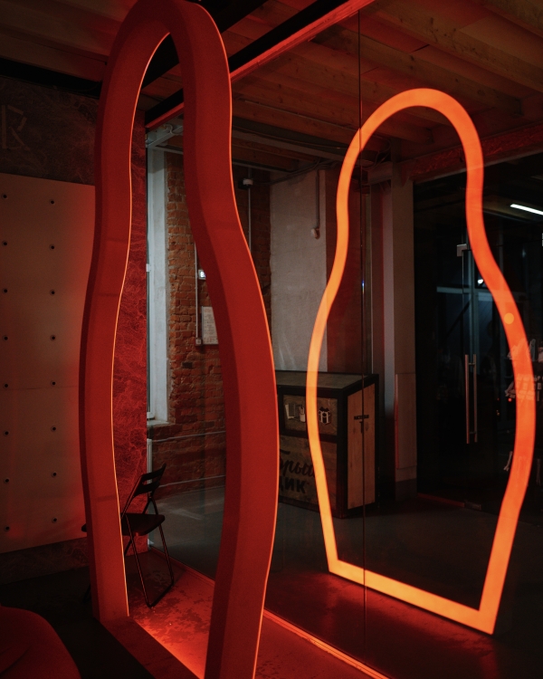 Что такое NFT и как современное искусство