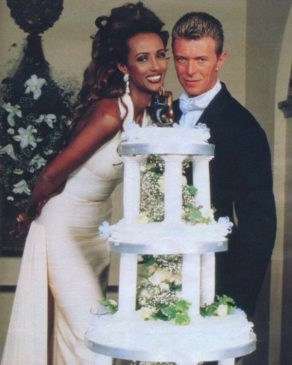 Образы невест в стиле 90-х, нулевых и