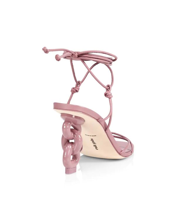 Акцентный каблук в образе невесты: с чем