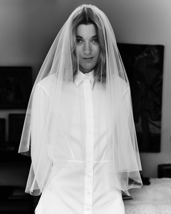 В чем выходят замуж модные француженки