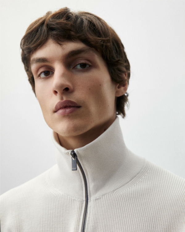 10 модных мужских подарков на 14 февраля