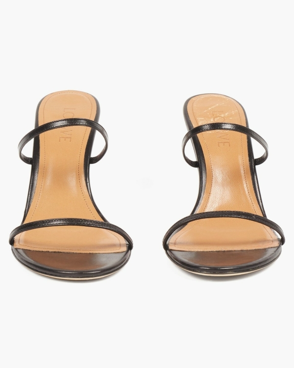 Акцентный каблук в образе невесты: с чем