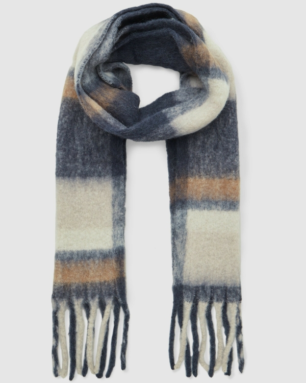 10 модных мужских подарков на 14 февраля