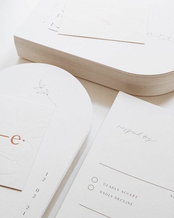 Инстаграмы со свадебными приглашениями, на которые стоит