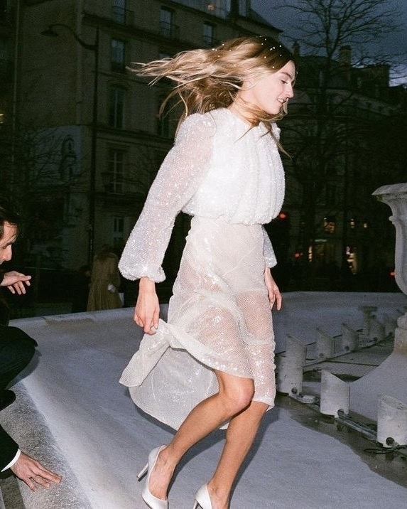 В чем выходят замуж модные француженки