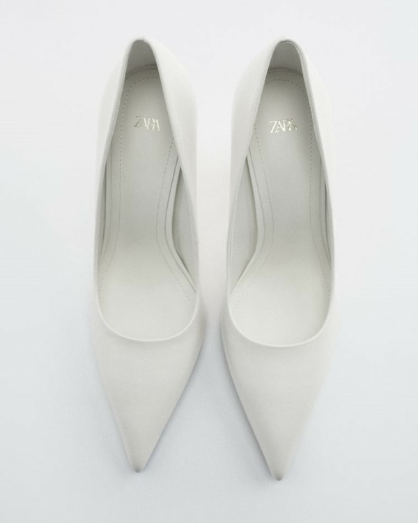 Акцентный каблук в образе невесты: с чем