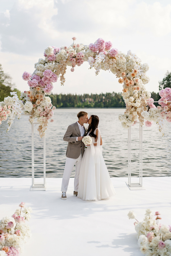 Как прошла свадьба футболиста клуба «Спартак»