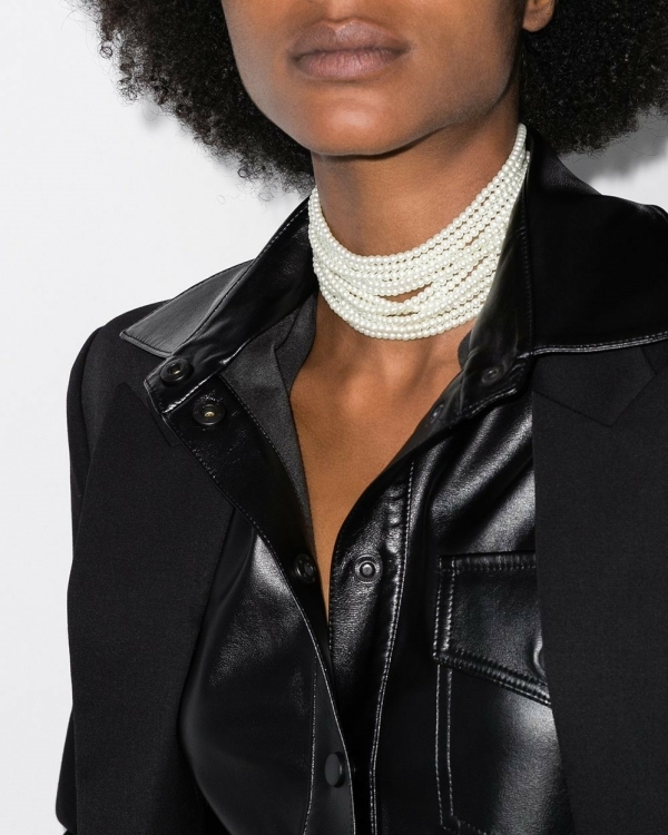 7 актуальных колье-чокеров для образа невесты