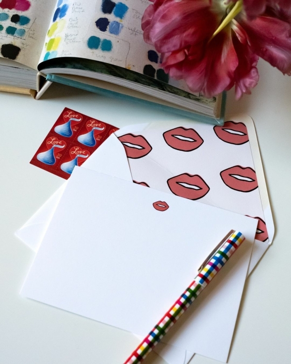 Инстаграмы со свадебными приглашениями, на которые стоит