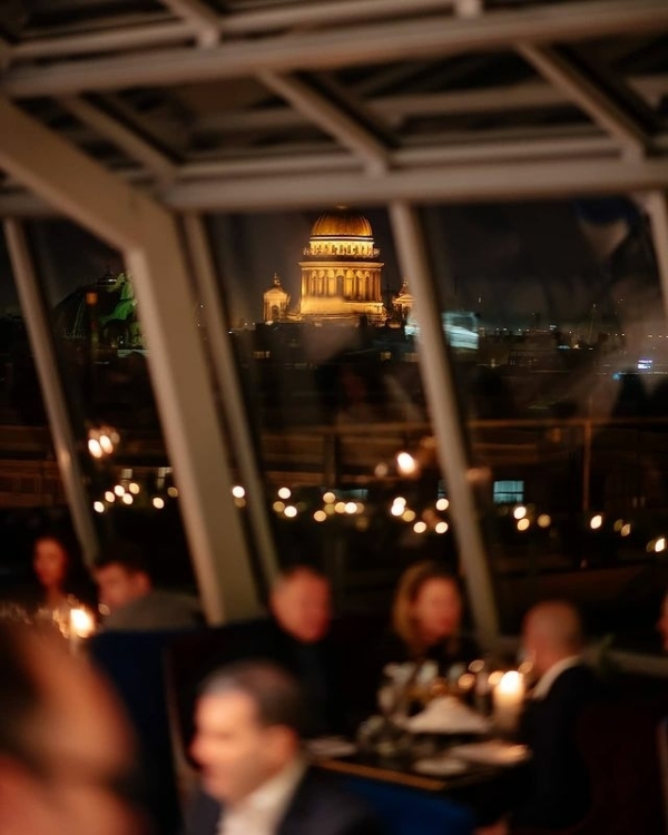 Где сделать предложение в Петербурге: 5 эффектных