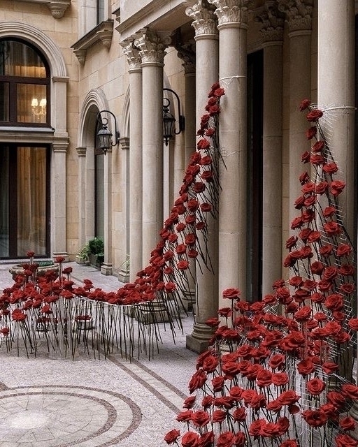 10 отелей в Москве для Дня святого